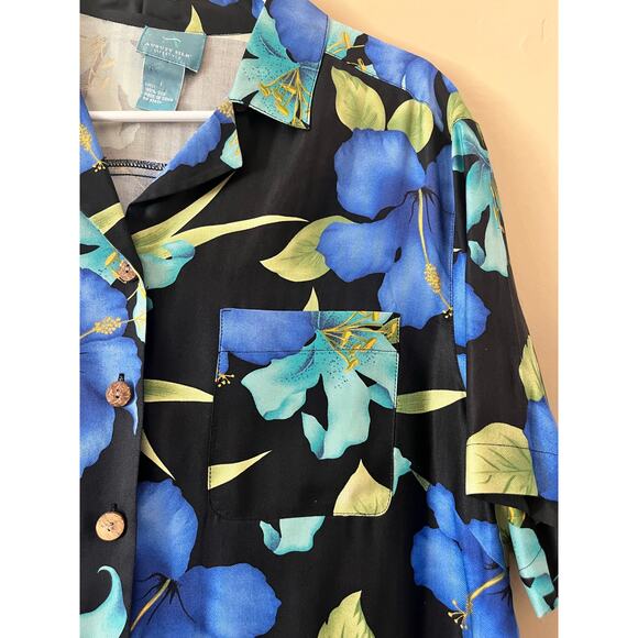 August Silk Women's 100% Silk Hawaiian Pattern Button Up Blouse - Size L - Picture 1 of 6